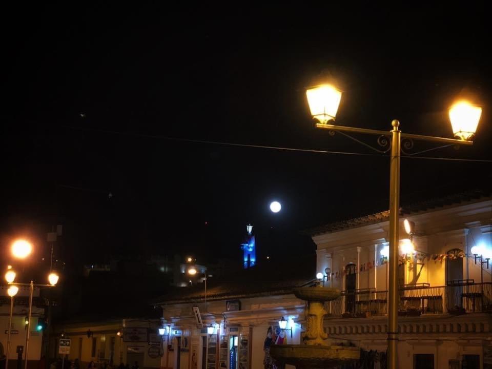Hotel Jimmy Latacunga ลาตาคุงกา ภายนอก รูปภาพ