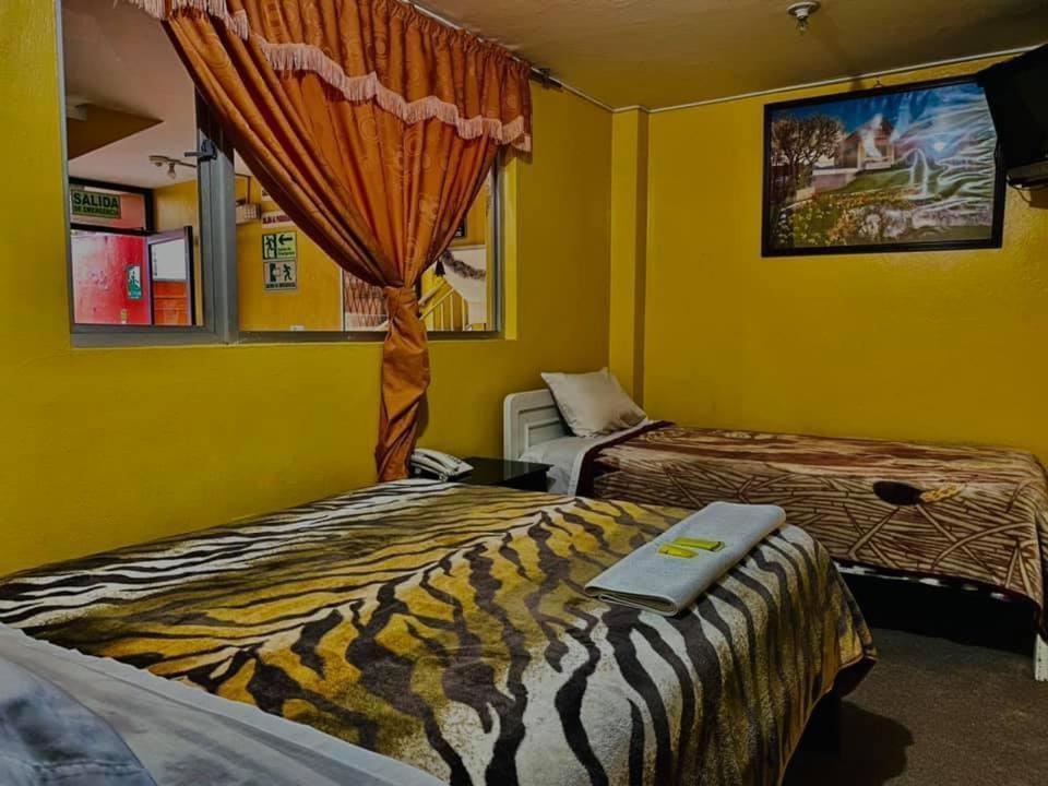 Hotel Jimmy Latacunga ลาตาคุงกา ภายนอก รูปภาพ