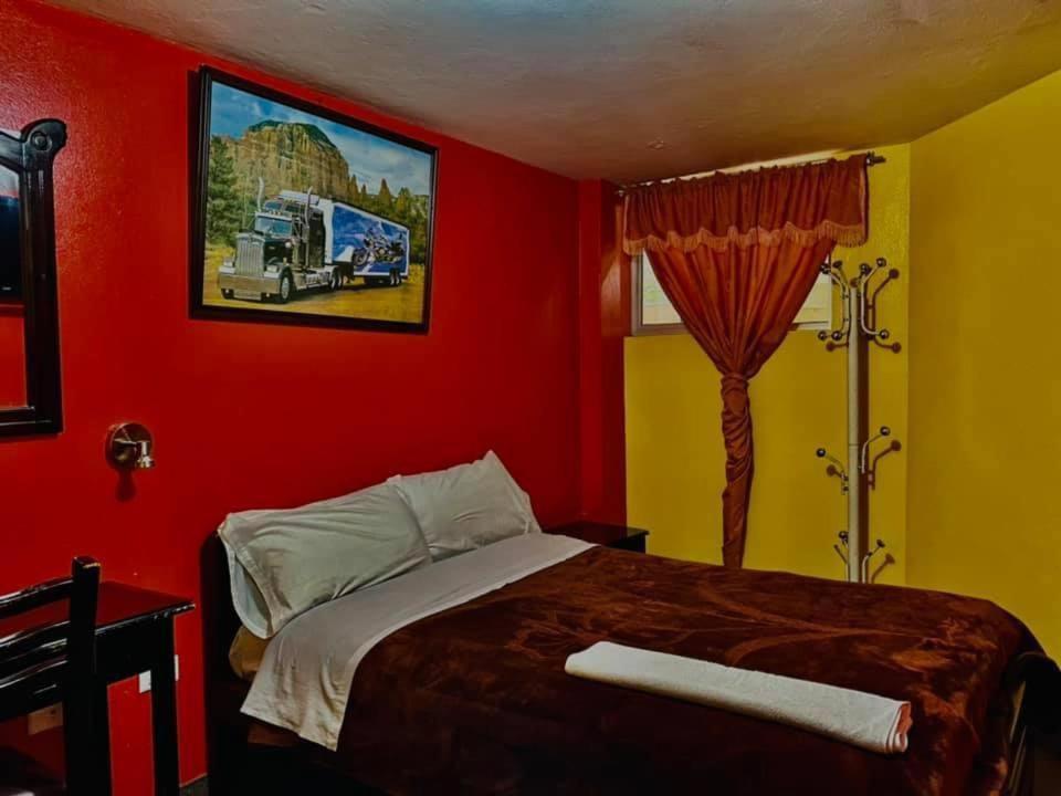 Hotel Jimmy Latacunga ลาตาคุงกา ภายนอก รูปภาพ